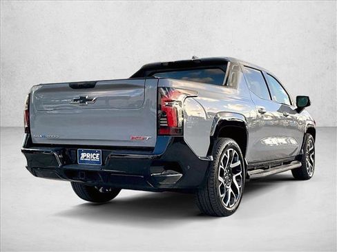 Certified 2025 Chevrolet Silverado EV RST image 2