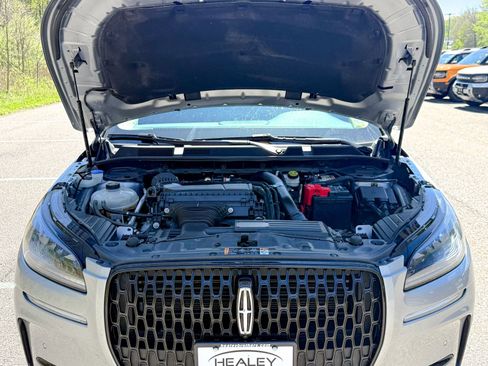 Used 2023 Lincoln Corsair AWD w/ Equipment Group 101A image 15