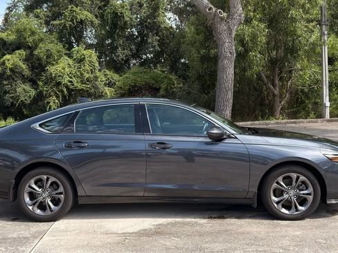 Used 2023 Honda Accord EX-L image 5