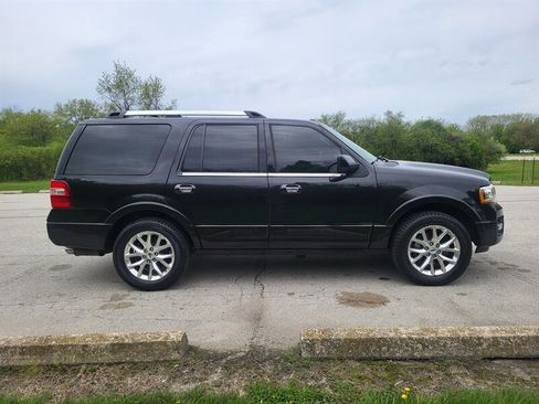Used 2015 Ford Expedition Limited w/ Equipment Group 301A AWD/4WD image 6