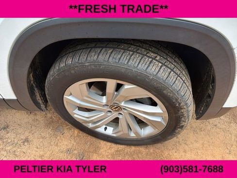 Used 2021 Volkswagen Atlas SE image 15