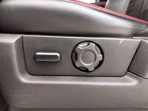 Used 2021 Ford F150 Lariat w/ Equipment Group 502A High image 20