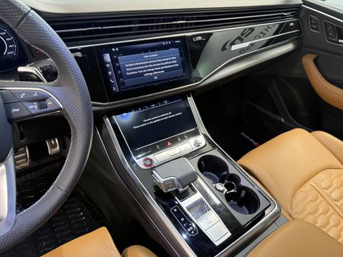 Used 2025 Audi RS Q8 performance image 13