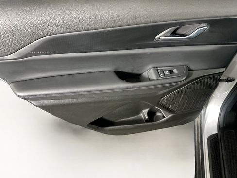 Used 2024 Jeep Grand Cherokee L Laredo image 25