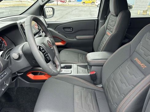Used 2026 Nissan Frontier PRO-4X w/ Pro-4x Convenience Package image 10