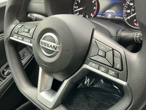 Used 2023 Nissan Sentra SV FWD image 20