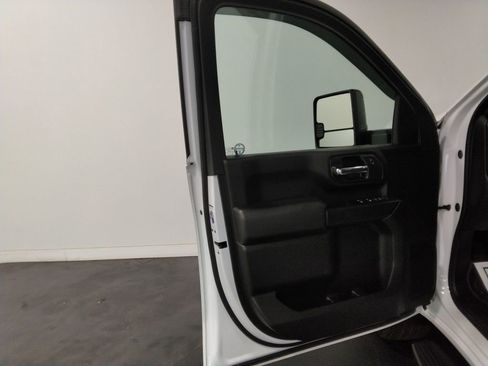 Used 2024 GMC Sierra 3500 Pro image 21
