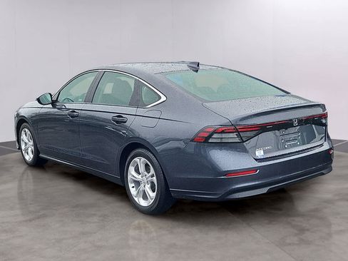 Certified 2025 Honda Accord LX image 6