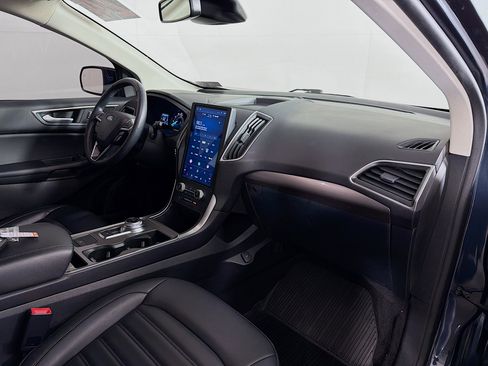 Used 2024 Ford Edge SEL w/ Convenience Package image 29