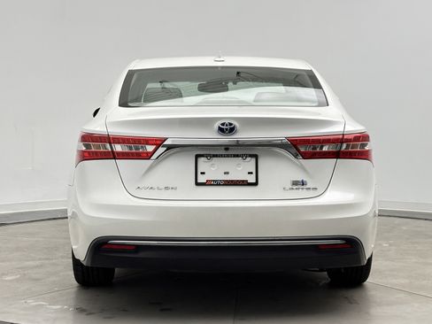 Used 2018 Toyota Avalon Limited w/ Protection Package FWD image 8