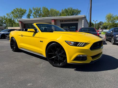 Used 2017 Ford Mustang GT Premium RWD image 1