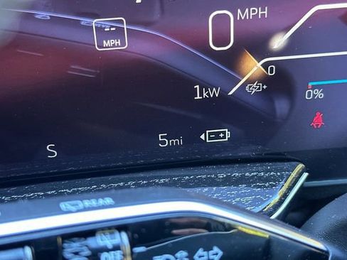 New 2026 Cadillac Escalade IQ Sport 1 w/ LPO, ONYX Package image 27