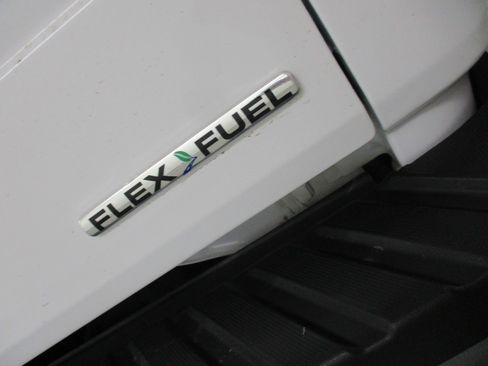 Used 2020 Chevrolet Silverado 1500 LTZ w/ LTZ Convenience Package image 9