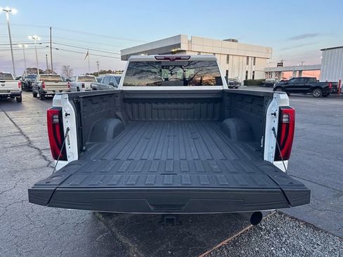 Certified 2024 GMC Sierra 2500 Denali Ultimate image 33