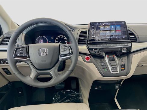 New 2026 Honda Odyssey EX-L image 2