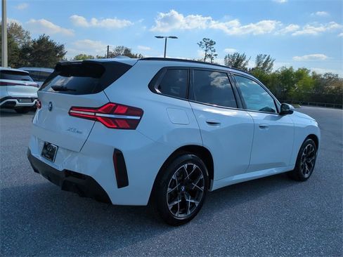 Used 2025 BMW X3 xDrive30i image 4