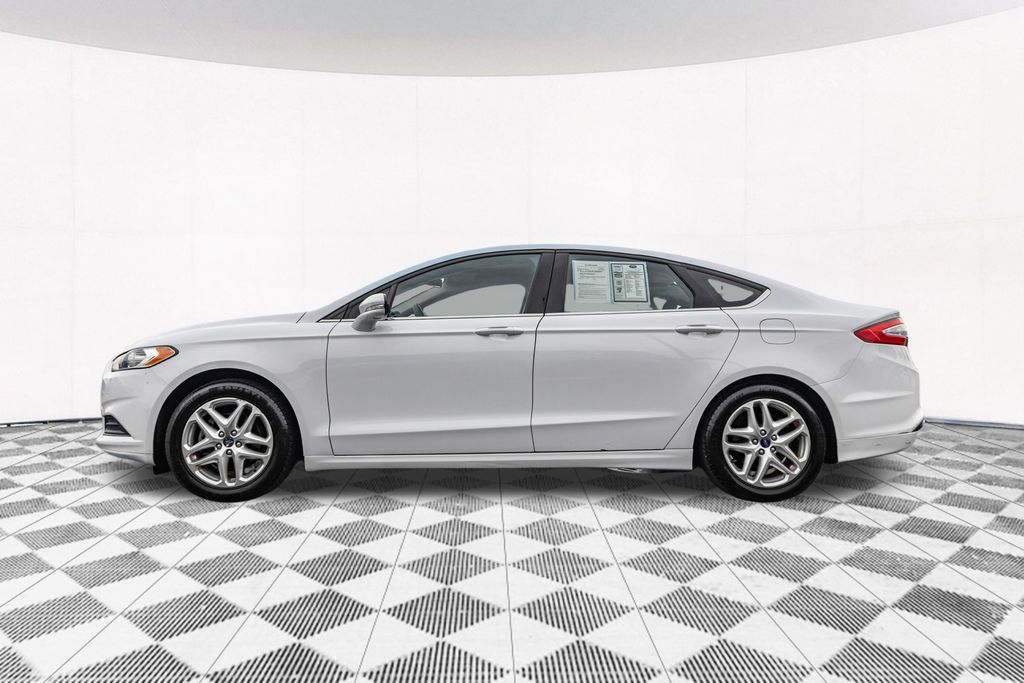 Used 2013 Ford Fusion SE FWD image 7
