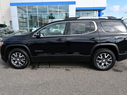 Certified 2023 GMC Acadia SLT image 4