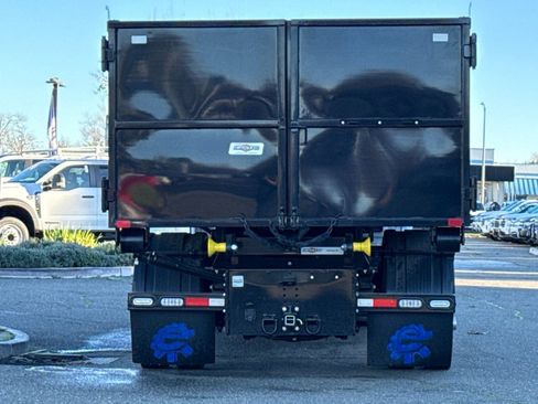 New 2024 Ford F550 4x4 Regular Cab Super Duty image 5