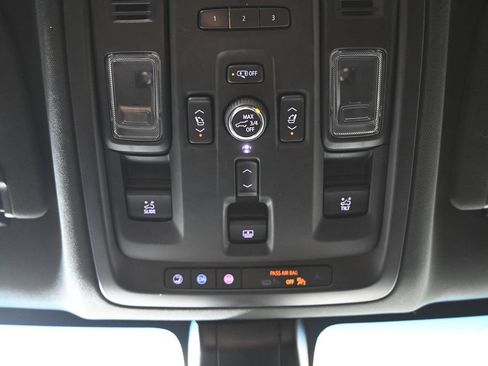 Used 2022 Chevrolet Tahoe RST w/ Luxury Package AWD/4WD image 34