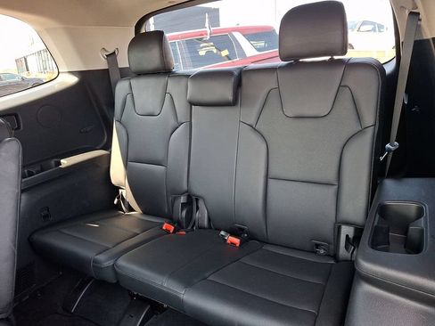 Certified 2024 Kia Telluride S w/ S Sunroof Package AWD/4WD image 11