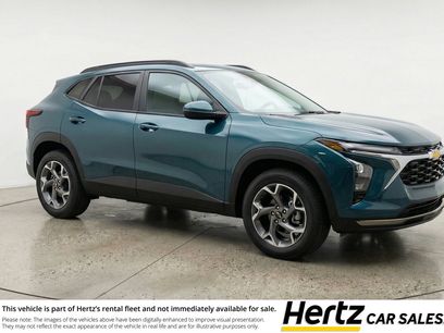 Used 2025 Chevrolet Trax LT w/ LT Convenience Package