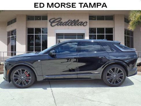 New 2026 Cadillac Lyriq V image 2