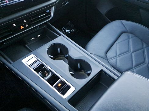 Certified 2024 Volkswagen Atlas SE image 24