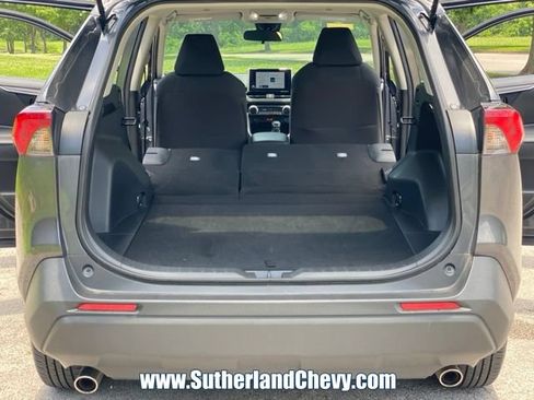 Used 2025 Toyota RAV4 LE AWD/4WD image 37