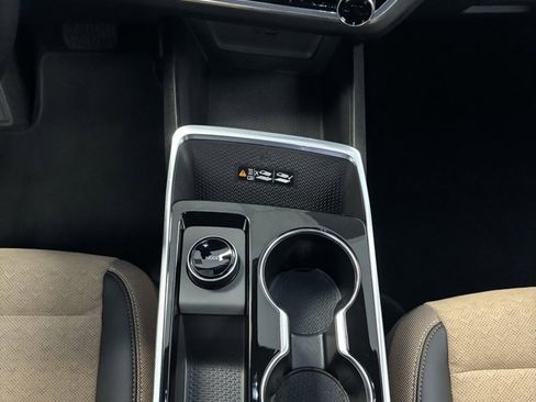 Certified 2025 Chevrolet Equinox ACTIV w/ Safety and Technology Package image 16