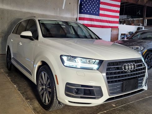 Used 2018 Audi Q7 3.0T Premium Plus w/ Premium Plus Package image 3