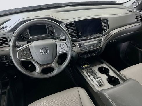Certified 2024 Honda Passport EX-L image 31