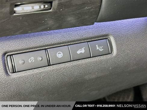 New 2026 Nissan Pathfinder Platinum image 10