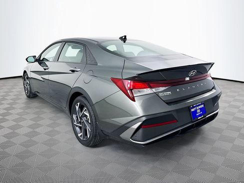 Certified 2025 Hyundai Elantra Sport image 7