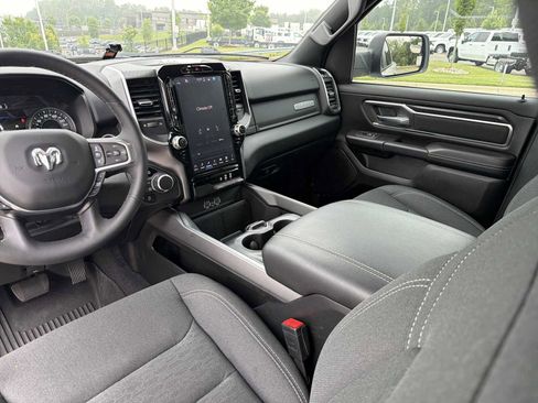 Used 2025 RAM 1500 Big Horn AWD/4WD image 11