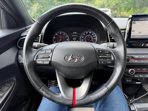 Used 2019 Hyundai Veloster Turbo Ultimate FWD image 10