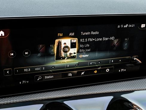 Used 2022 Mercedes-Benz A 220 image 30