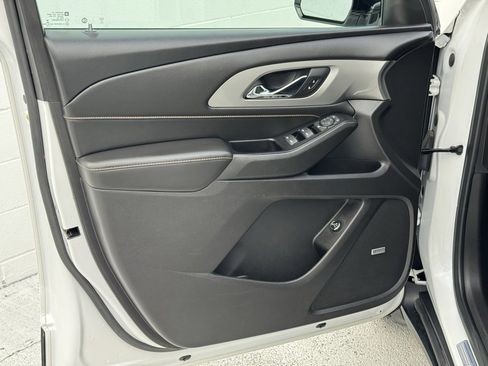 Used 2018 Chevrolet Traverse LT w/ LPO, Cargo Package image 28