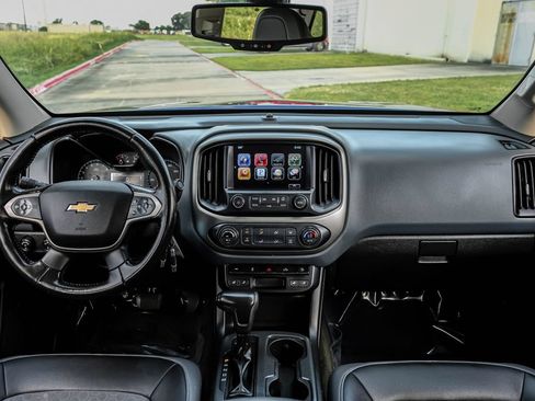 Used 2016 Chevrolet Colorado Z71 AWD/4WD image 17