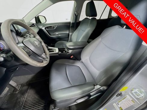 Used 2019 Toyota RAV4 LE w/ All Weather Liner Package image 19