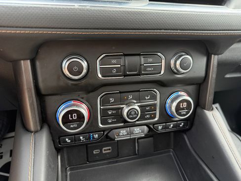 Used 2023 GMC Yukon AT4 image 37