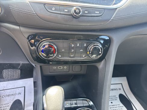 Used 2023 Buick Encore GX Preferred w/ Cold Weather Comfort Package AWD/4WD image 25