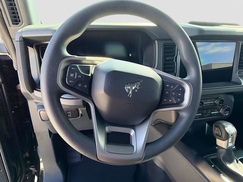 New 2025 Ford Bronco 2-Door image 15