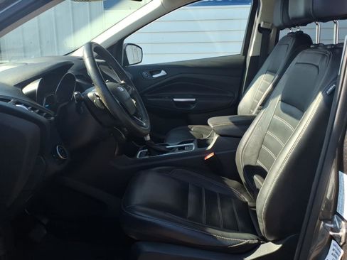 Used 2017 Ford Escape Titanium w/ Equipment Group 301A FWD image 8