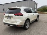 Used 2020 Nissan Rogue SV image 3