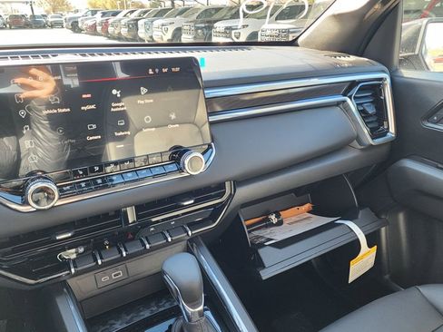 New 2026 GMC Canyon Elevation w/ Convenience Package image 35