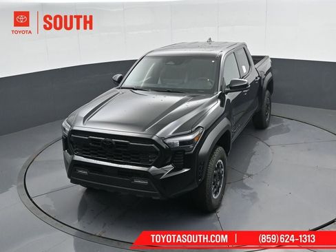 New 2026 Toyota Tacoma TRD Off-Road w/ TRD Off Road Upgrade Package AWD/4WD image 48