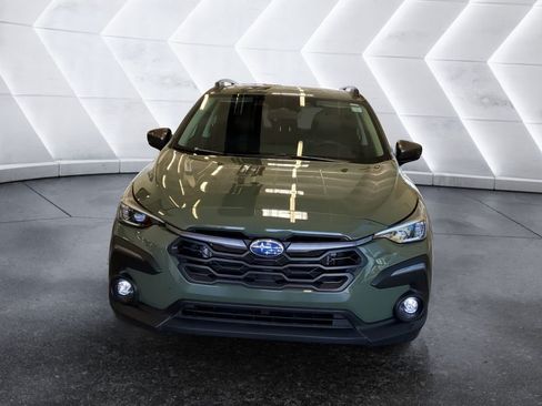 Used 2024 Subaru Crosstrek 2.5i Limited w/ Crosstrek Mirror Package AWD/4WD image 2
