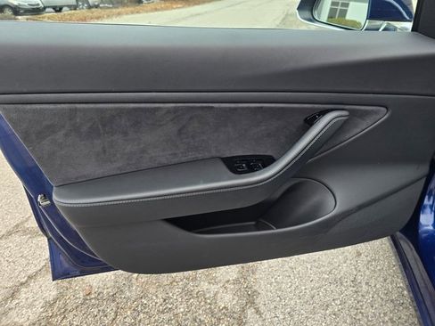 Used 2018 Tesla Model 3 Long Range image 17