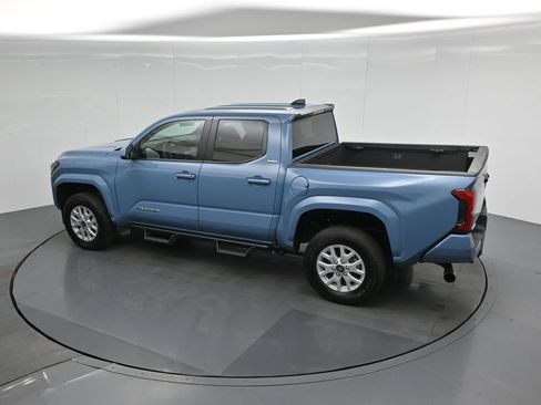 Used 2026 Toyota Tacoma SR5 AWD/4WD image 41